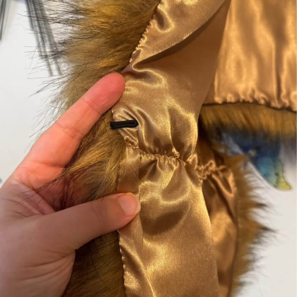 Bridesmaid Faux Fur Wraps - Picture 4 of 4